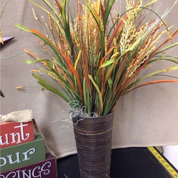 Fall items, very nice.  Inv 119 - Picture 3 of 4